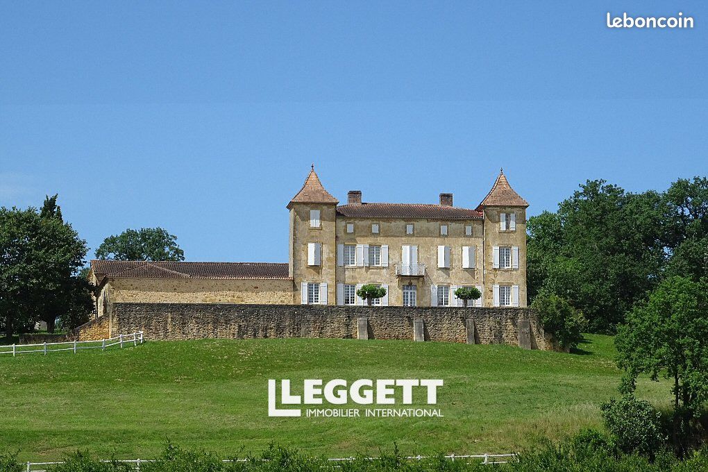 Maison 9 pièces 380 m² · à Condezaygues · 380 m² · 1 155 000 €