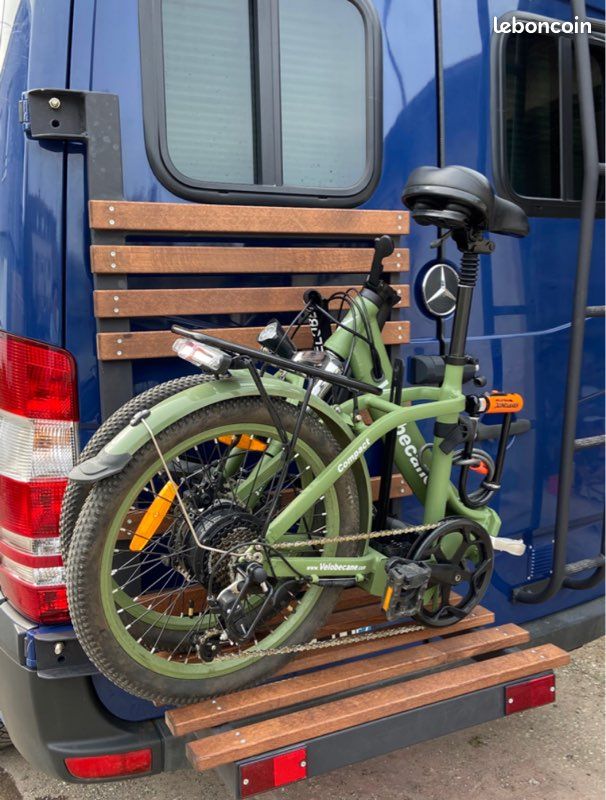 Velobecane électrique compact Vélos