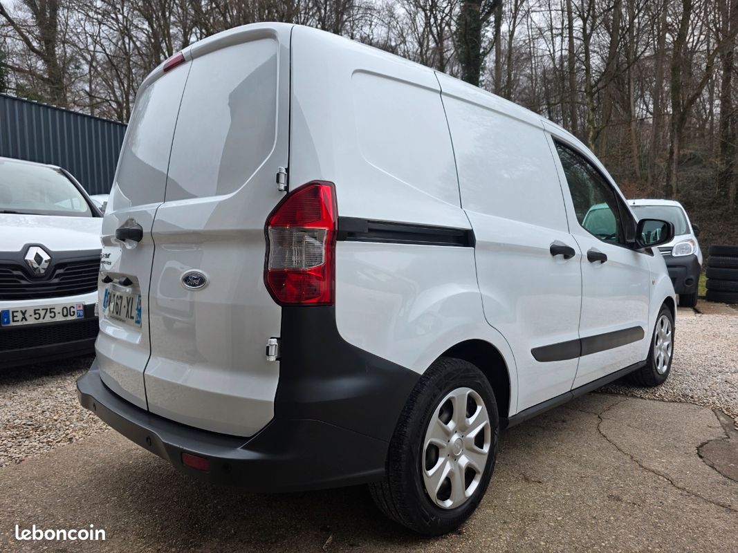 ✅ford transit courrier 1.5 tdci 75 ch trend⏩️ double porte laterale ⏩️boite 6 vitesses (image 4)