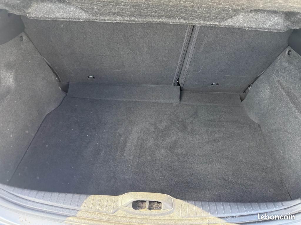 PEUGEOT 208 1.5 BlueHDi S&S - 100 Allure GPS + RADAR AR + CLIM (image 27)