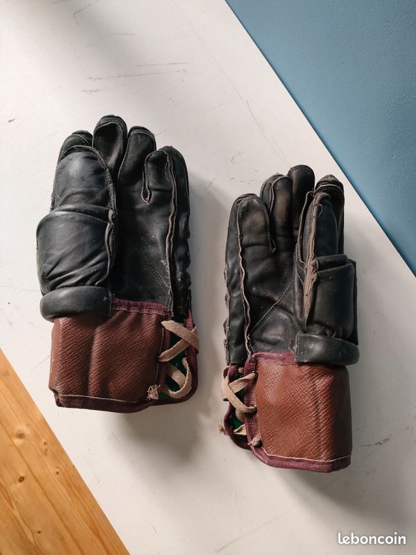 Ancien Gant De Hockey Vintage Canadien - Main Gauche, Protection Rétro Pour Collection