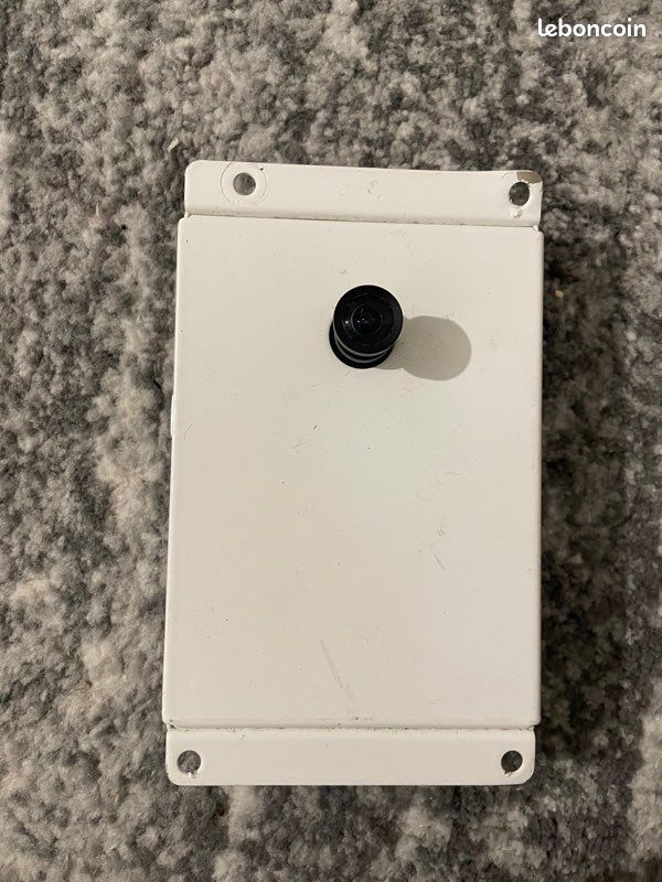 Camera (image 2)