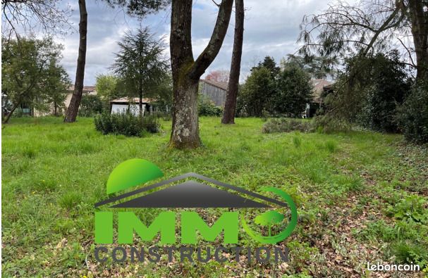 Terrain 710 m² Salignac · à Val de Virvée · 73 000 €