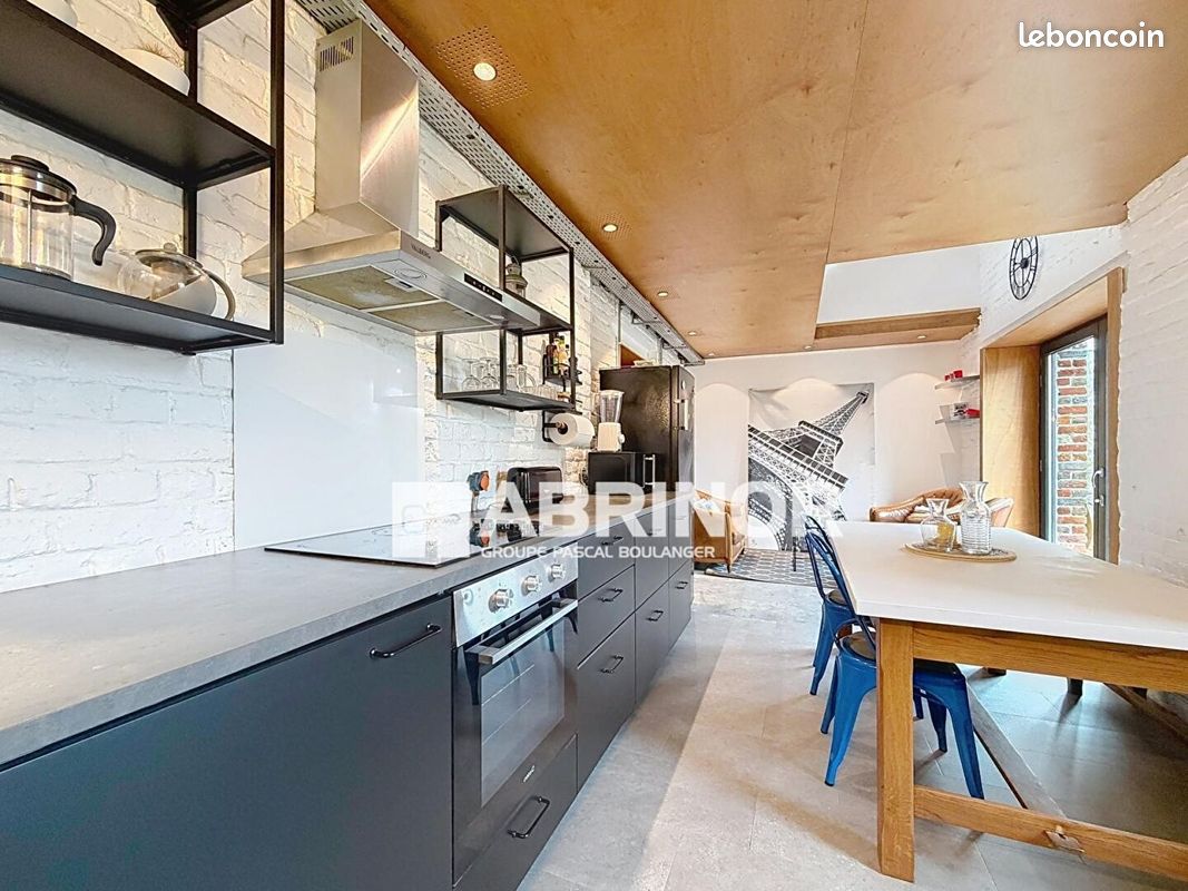 Appartement 6 pièces 111 m² · à Roubaix · 111 m² · 336 000 €