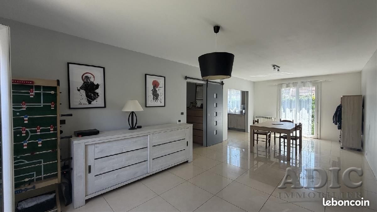 Maison 6 pièces 128 m² · à Saint-Mard · 128 m² · 368 000 €