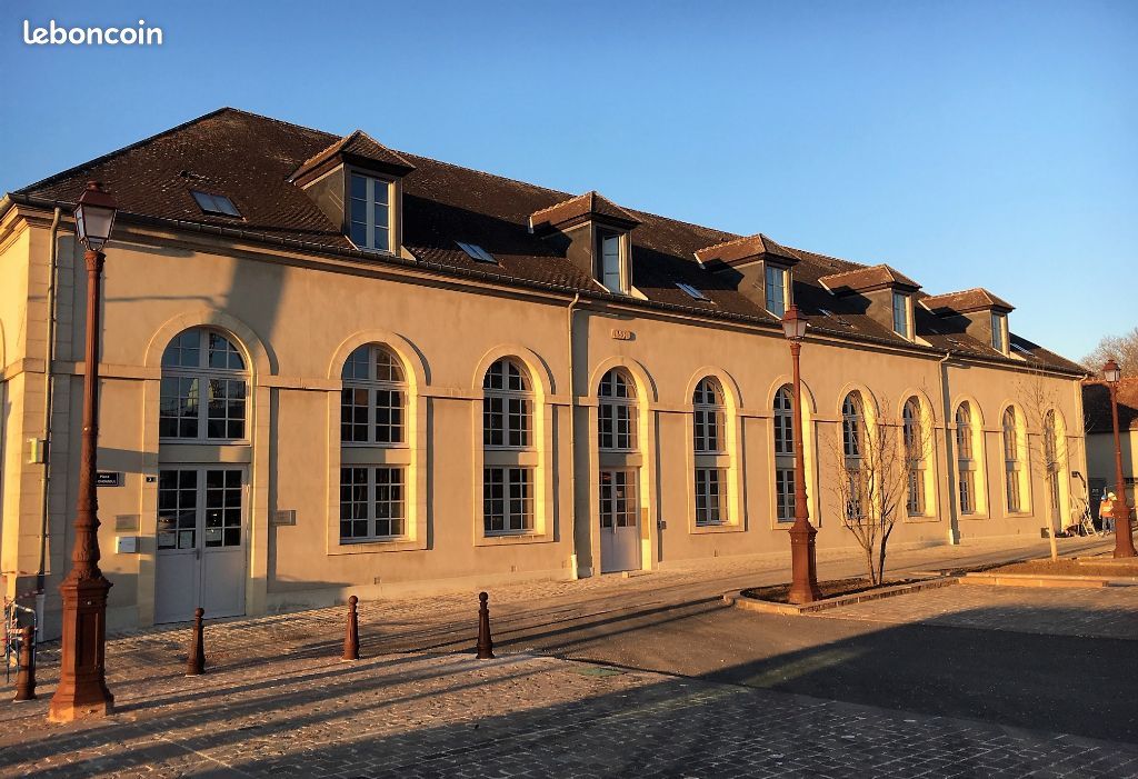 Appartement 1 pièce 55 m² · à Compiègne · 55 m² · 880 €