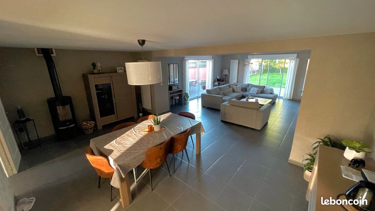 Maison 5 pièces 118 m² · à Bousbecque · 118 m² · 340 000 €