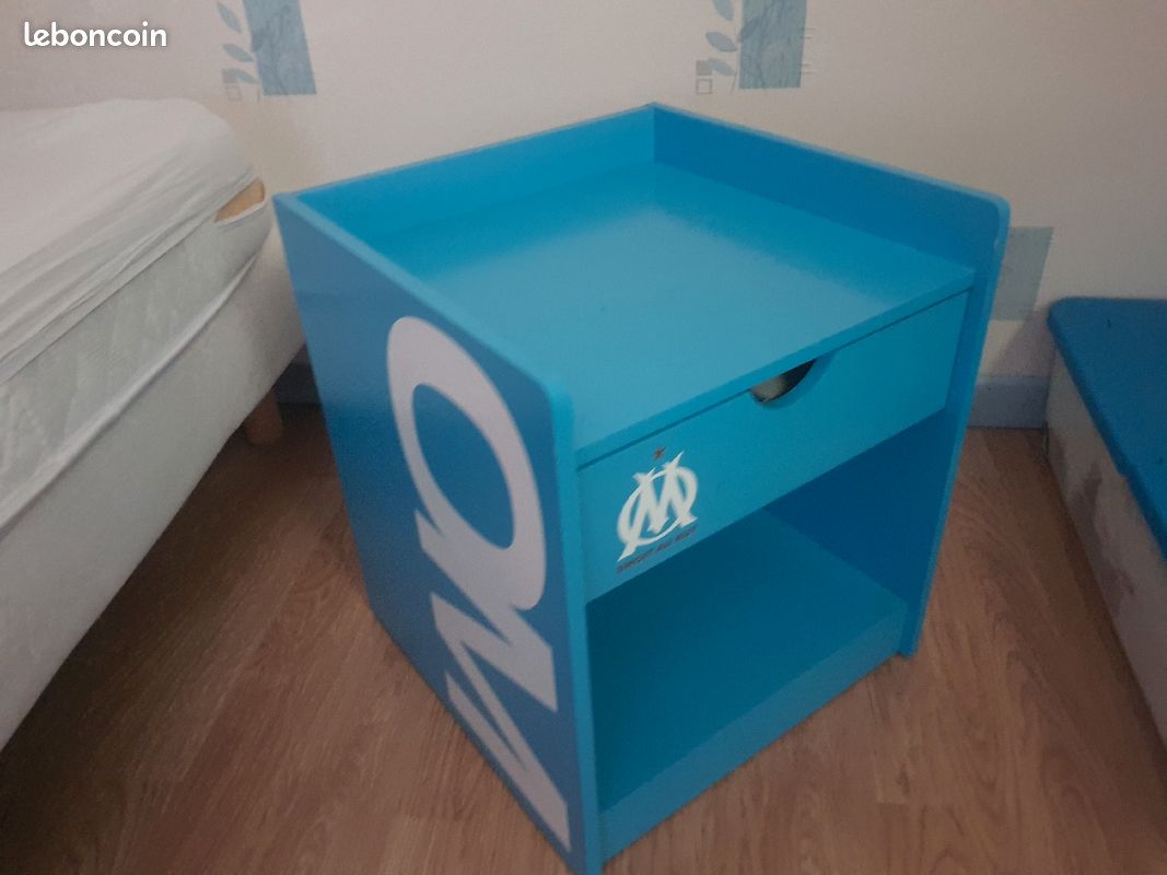 Table de chevet (image 1)