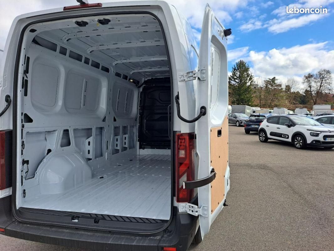 Renault Master VAN 3T5 L3H2 BLUE DCI 150 (image 4)