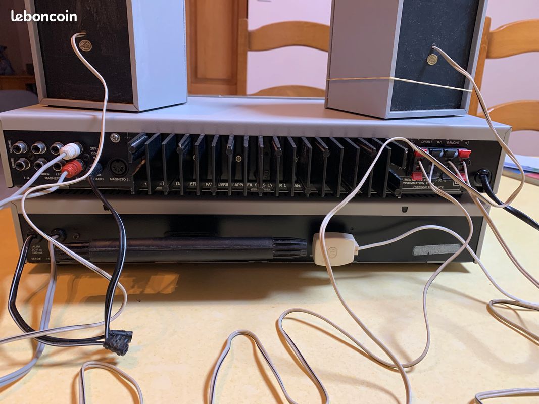 Amplificateur Stéréo Vintage Thomson PA 3045T Avec Tuner Dynamic Speaker D 42, Du Son Rétro !