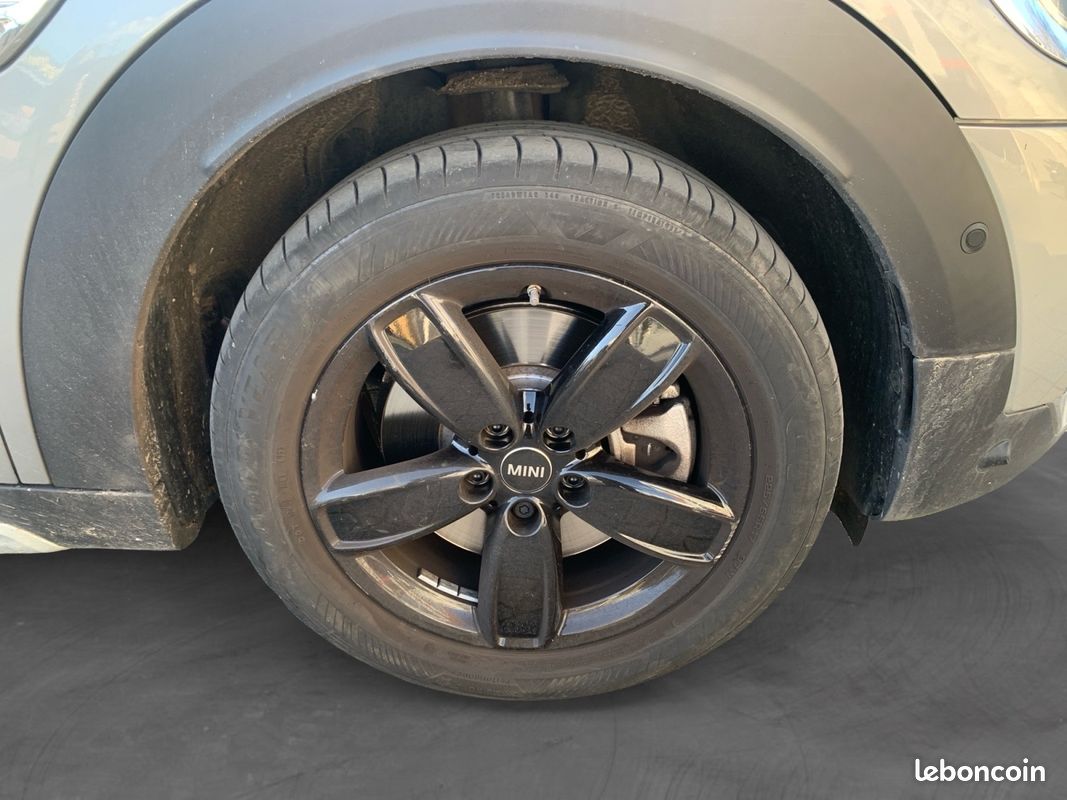 MINI COUNTRYMAN F60 LCI Countryman 125 - 95 ch ALL4 BVA6 Cooper SE Edition Premium Plus (image 16)