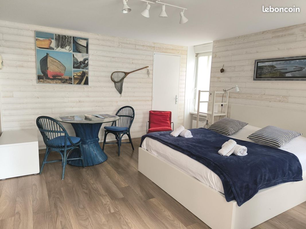 Appartement 1 pièce 25 m² · à Port-en-Bessin-Huppain · 25 m² · 99 000 €