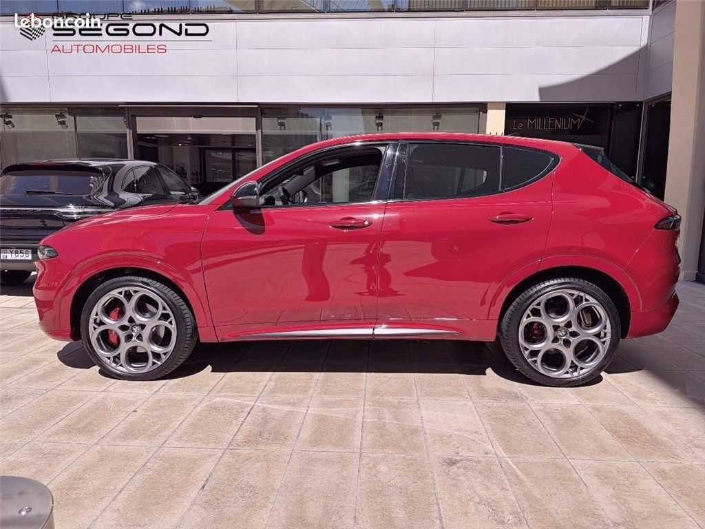Alfa Romeo Tonale 1.5 HYBRID 160 CH VGT TCT7 Tributo Italiano (image 2)