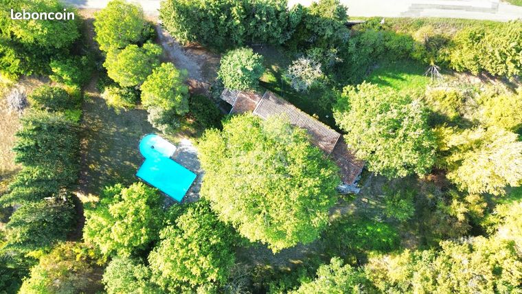 Propriété 5 pièces 192 m²