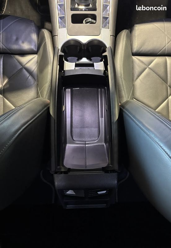 DS DS 7 E-TENSE 225ch Bastille - Origine France / CarPlay / Suivi complet / Caméra 360° / Hayon électrique et main libre / Keyless Go / Gris Laqué / Pack Drive Assist (image 40)