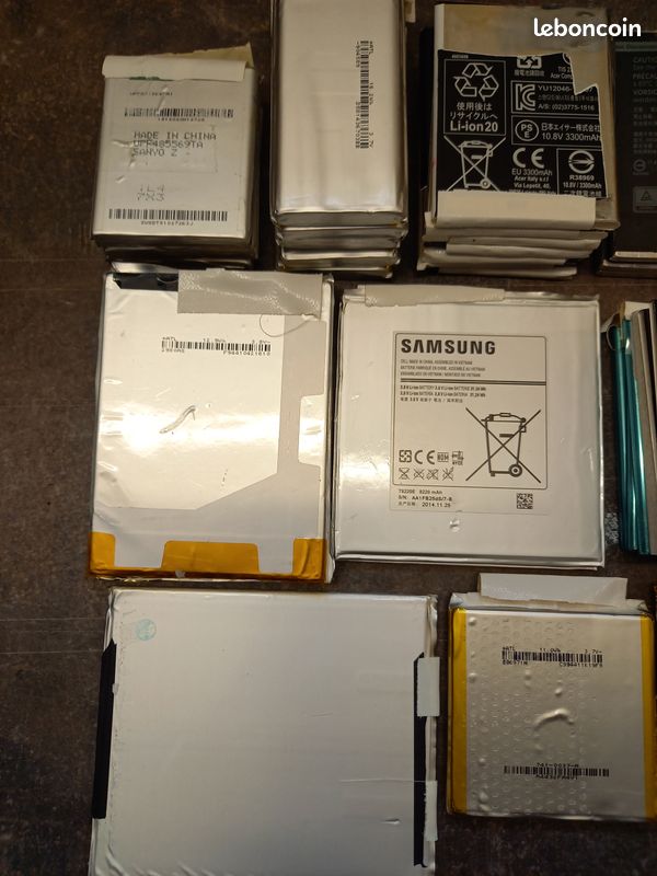 Batteries lithium polymère- capacité testée - différents formats (image 1)