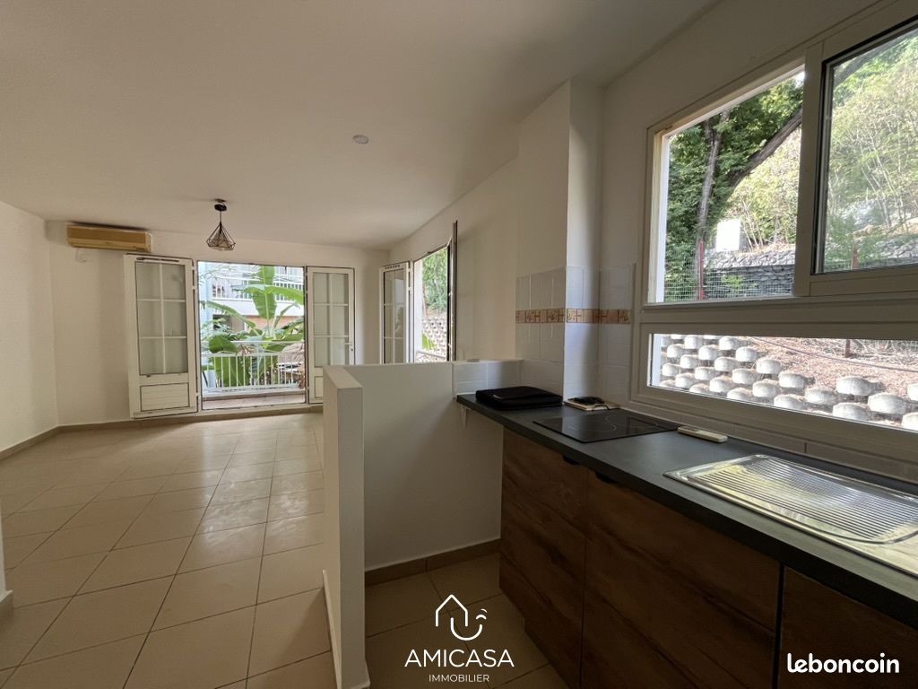 Appartement 1 pièce 28 m² · à La Possession · 28 m² · 93 000 €