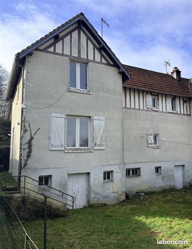Maison 5 pièces 90 m² · à L'Aigle · 90 m² · 76 000 €