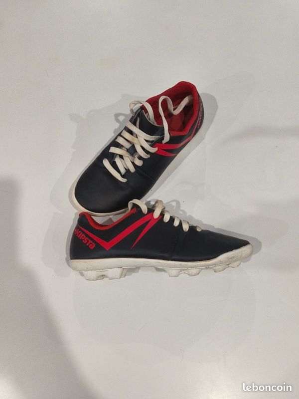 Paire de baskets crampons Kipsta 34 (image 1)