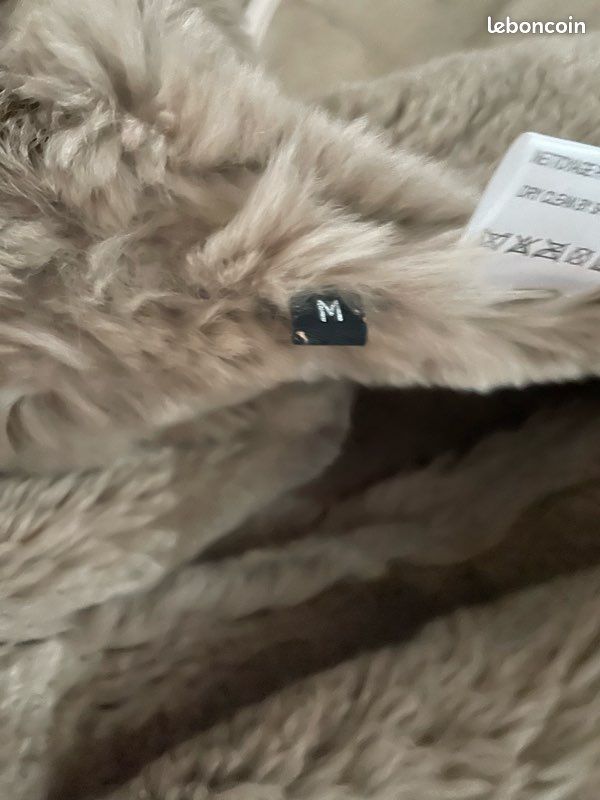Bottines à talons noire en daim – Ines de la Fressange Paris Bottines à talons noire en daim – Ines de la Fressange Paris