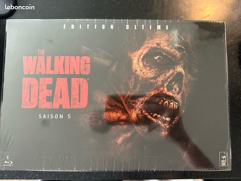Collector - Coffret The Walking Dead Saison 5 Blu-Ray Neuf (image 1)