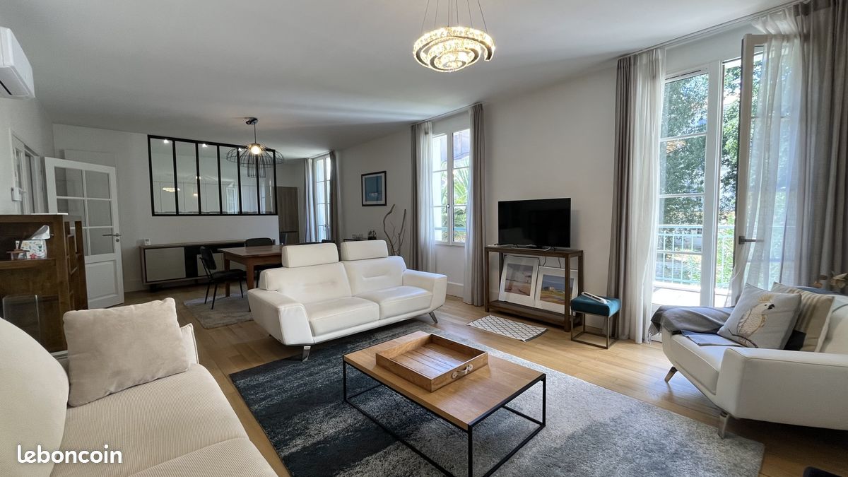Appartement 2 pièces 106 m² · à Niort · 106 m² · 1 200 €