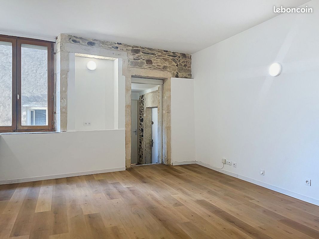 Appartement 1 pièce 30 m² · à Nîmes · 30 m² · 60 000 €