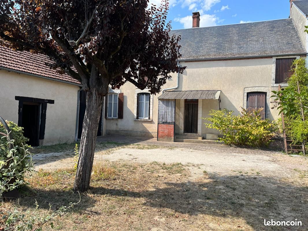 Maison 4 pièces 103 m² · à Feux · 103 m² · 82 500 €