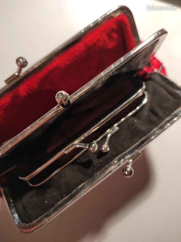 Porte-monnaie clic clac femme en cuir rouge neuf Accessoires