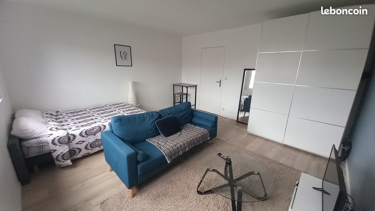 Appartement 1 pièce 27 m² · à Melun · 27 m² · 650 €