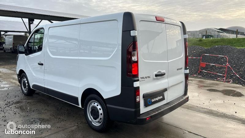 Renault Trafic Véhicule utilitaire ou Société L1H1 3T 2.0 Blue dCi 130ch Confort (image 7)