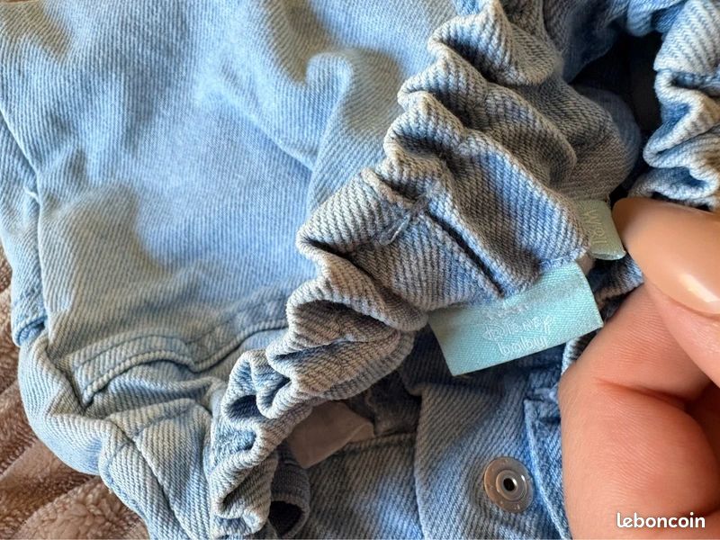 Short en jean 12-18 mois / 80 cm·Neuf sans étiquette·Disney Baby (image 3)