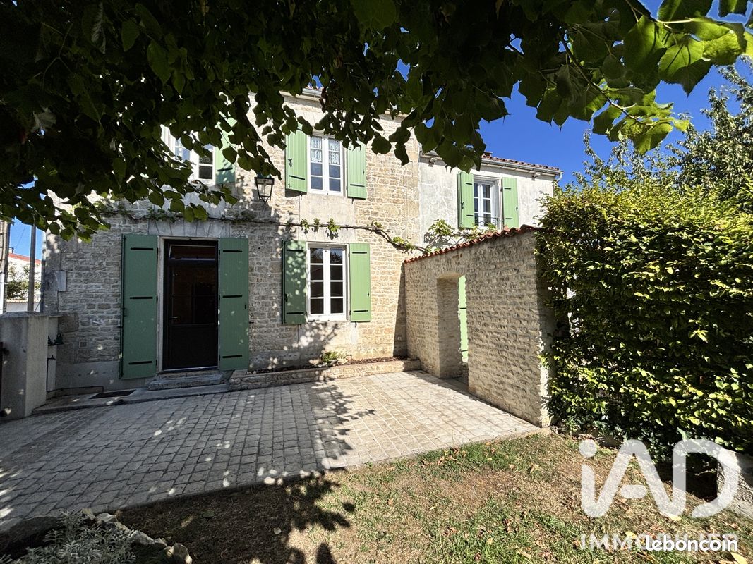 Maison 6 pièces 210 m² · à Forges · 210 m² · 469 000 €