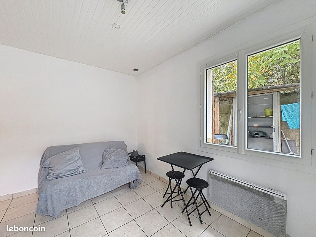 Appartement 1 pièce 15 m² · à Talence · 15 m² · 555 €/mois