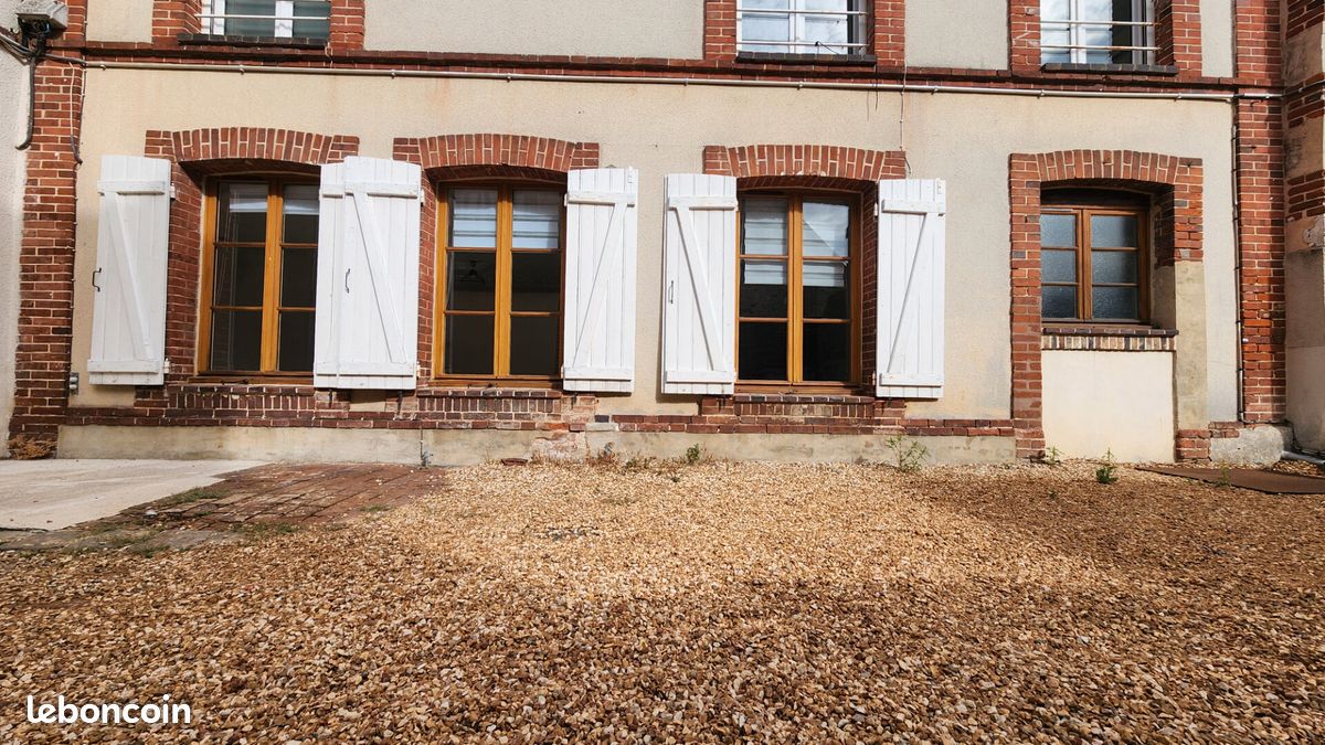 Appartement 2 pièces 44 m² · à Châteauneuf-en-Thymerais · 44 m² · 495 €/mois