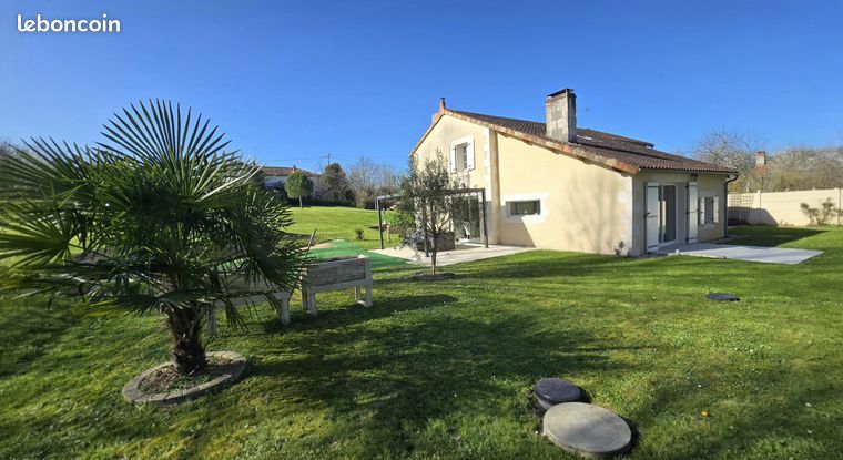 Maison ancienne rénovée | Vue dominante sur la vallée
