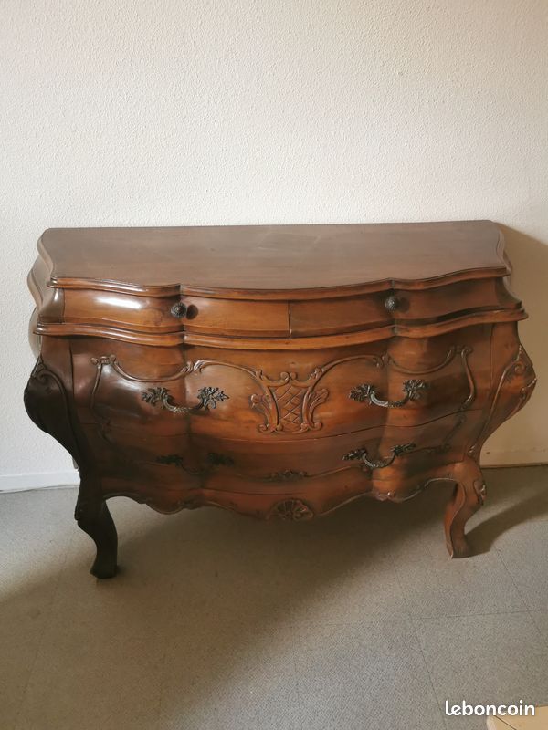 Commode Bordelaise en noyer (image 1)
