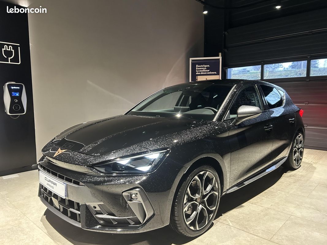 CUPRA Leon 1.5 eTSI Hybrid 150 ch DSG7 V (image 1)