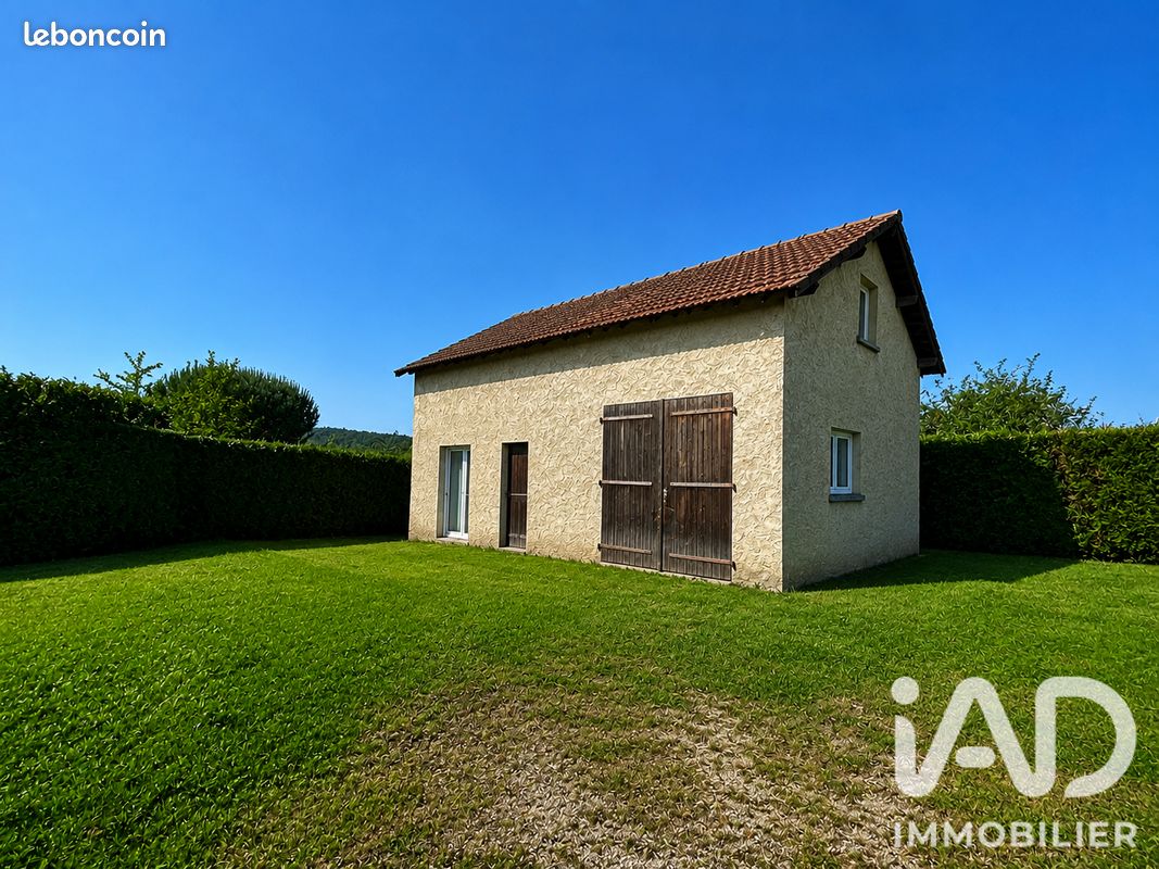 Maison 2 pièces 130 m² · à Cublac · 130 m² · 147 000 €
