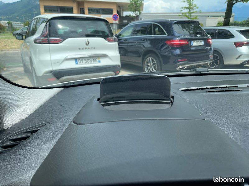 Bmw Série 2 F45 225XEA 224ch Business - GPS Pro / Affichage tête haute HUD / Sièges chauffants (image 8)