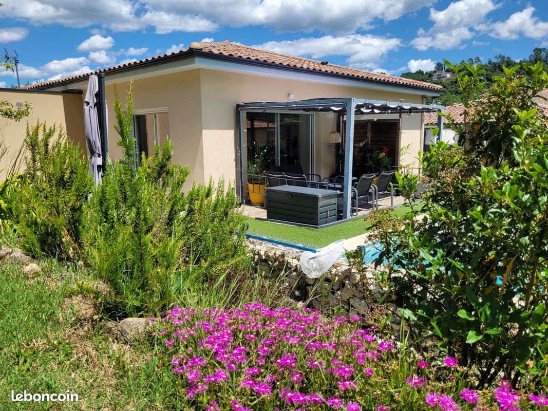 LOCATION UCEL : La maison des papillons de dugradus piscine chauffée (image 18)