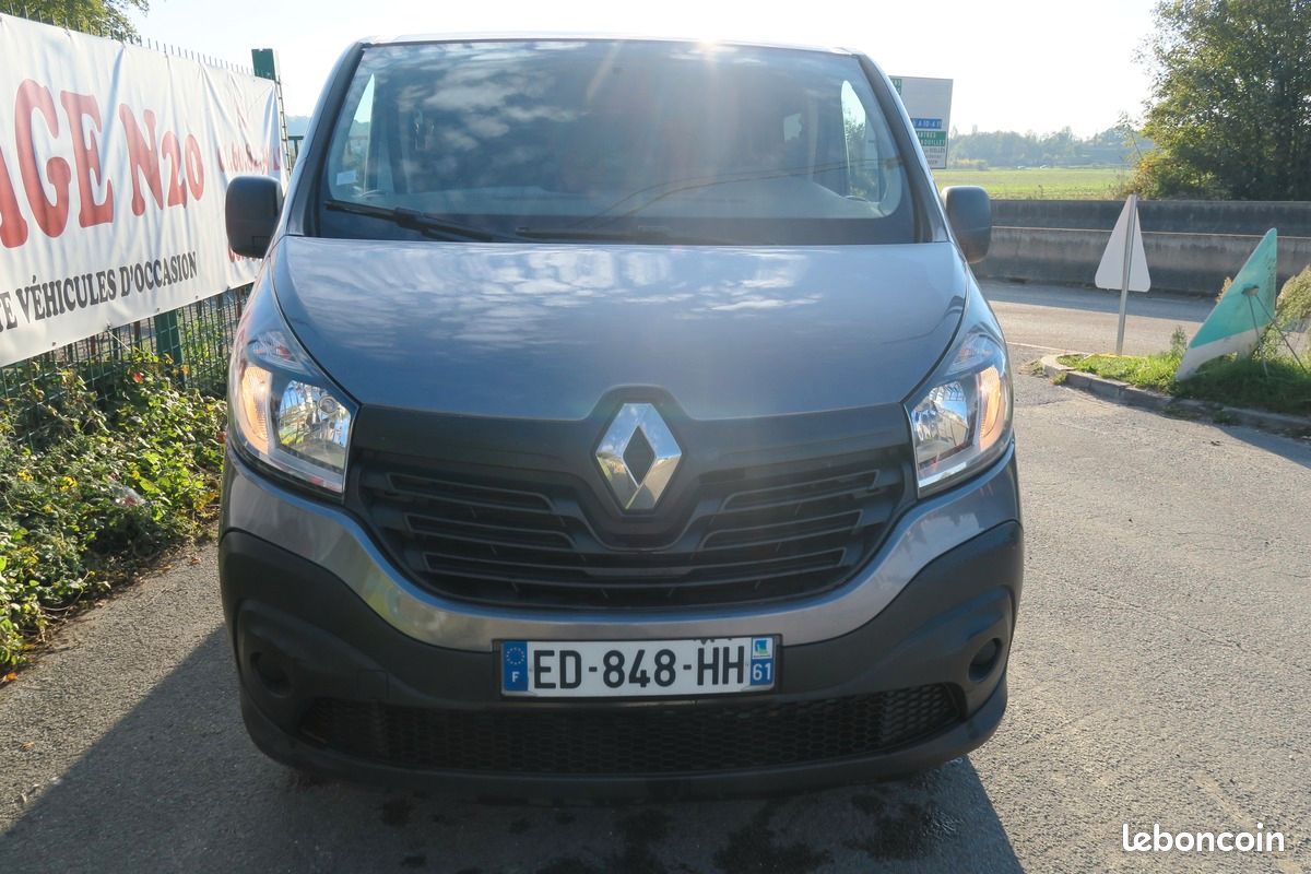 Pare-soleil Gauche Pour Renault Trafic III Camionnette (FG_) 1.6 Dci 120 - Occasion Fonctionnel