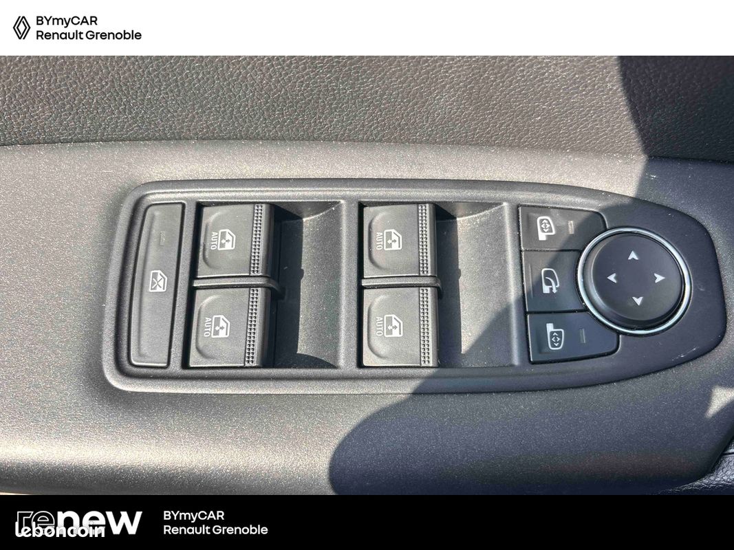 RENAULT Captur TCe 90 Evolution (image 20)
