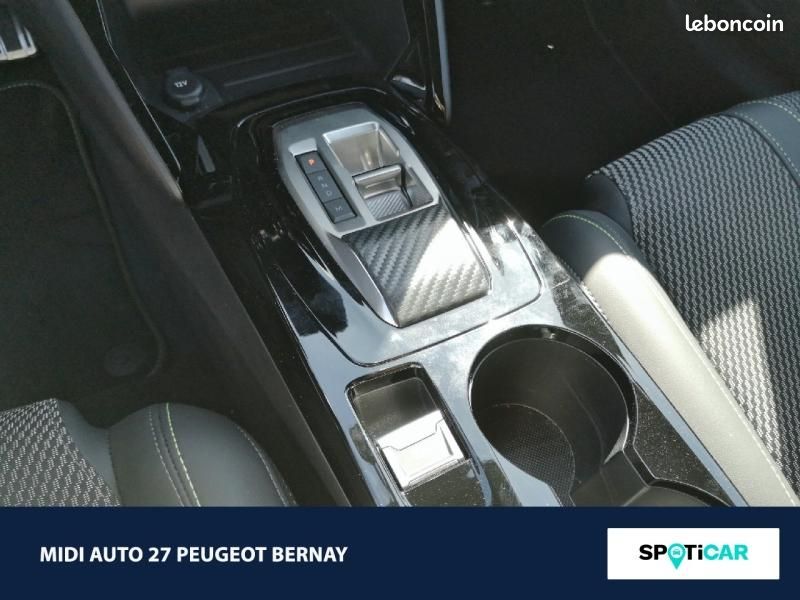 Peugeot 208 1.2 Hybrid 110ch GT e-DCS6 (image 22)