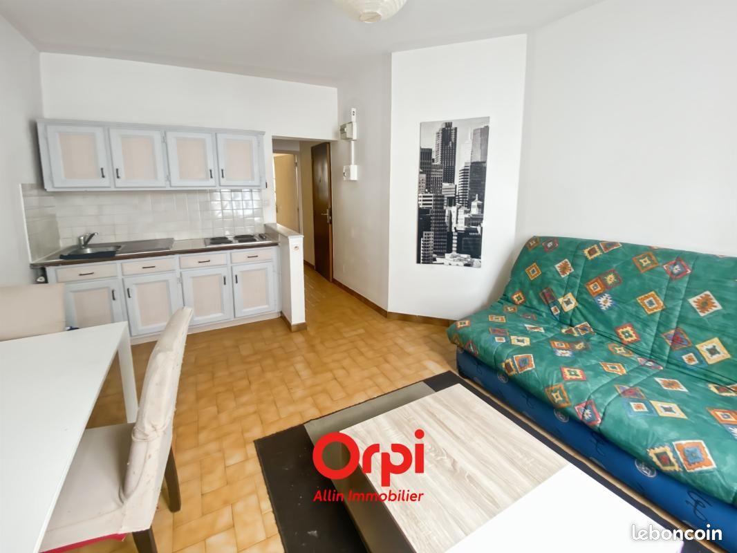 Immeuble 8 pièces 150 m² · à Montluçon · 150 m² · 110 000 €