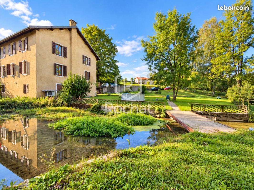 Maison 5 pièces 151 m² · à Condamine · 151 m² · 243 000 €