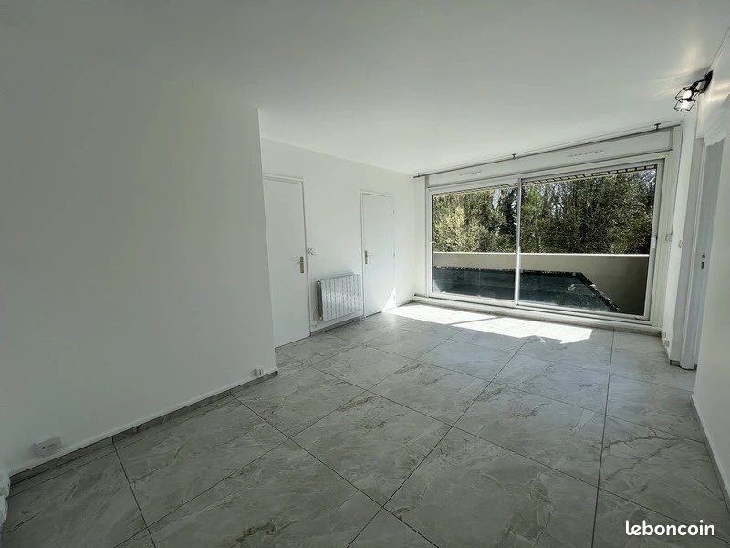 Appartement 2 pièces 54 m² · à Valenciennes · 54 m² · 830 €