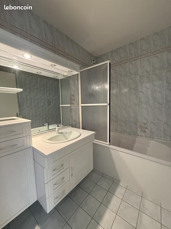 Appartement a louer cholet - 5 pièce(s) - 95 m2 - Surfyn