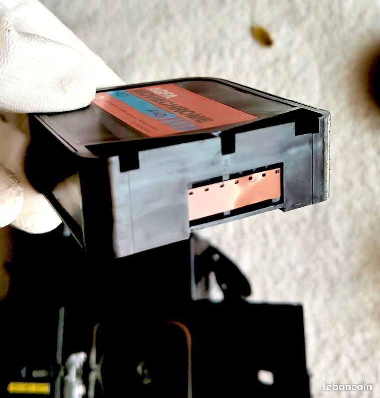 Caméra Super 8 Sankyo Seiki MF 606 - Noir - Pour Pièces Ou Réparation