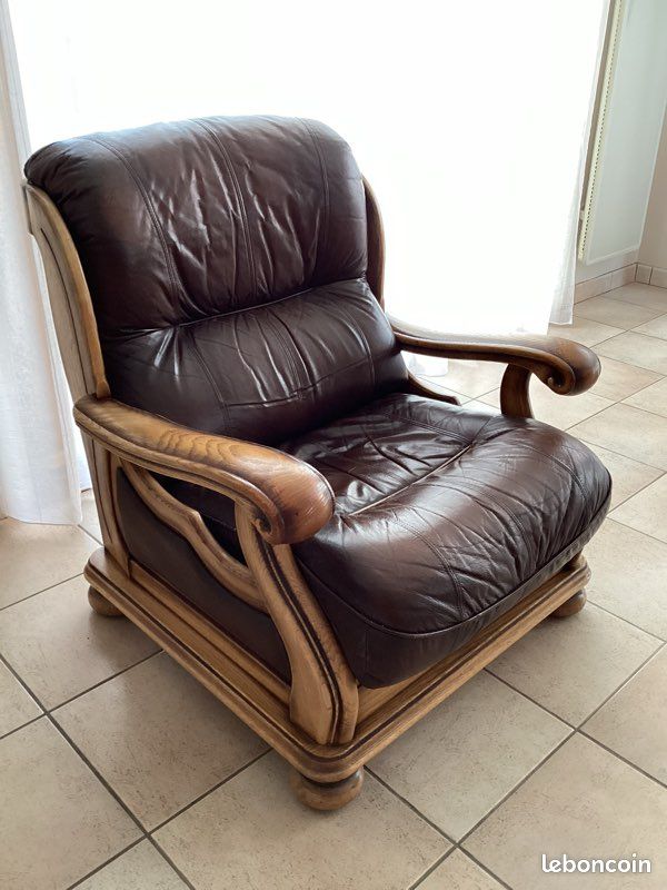 Fauteuil Vintage en cuir et chêne (image 1)